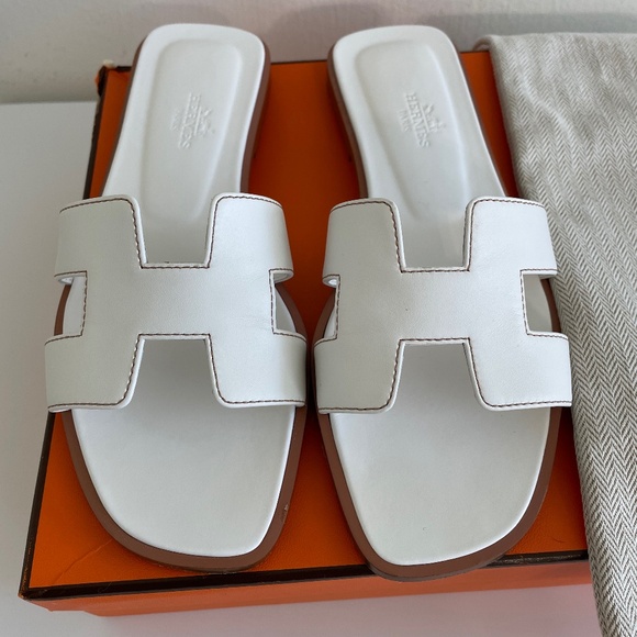 Hermes Oran Sandals - Picture 1 of 10